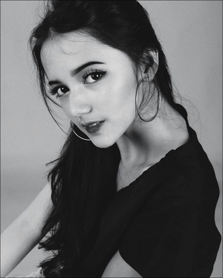 cute-girl-pic cute-girl-pic