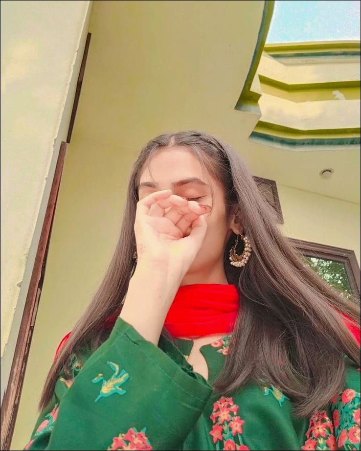 cute-girl-pic cute-girl-pic