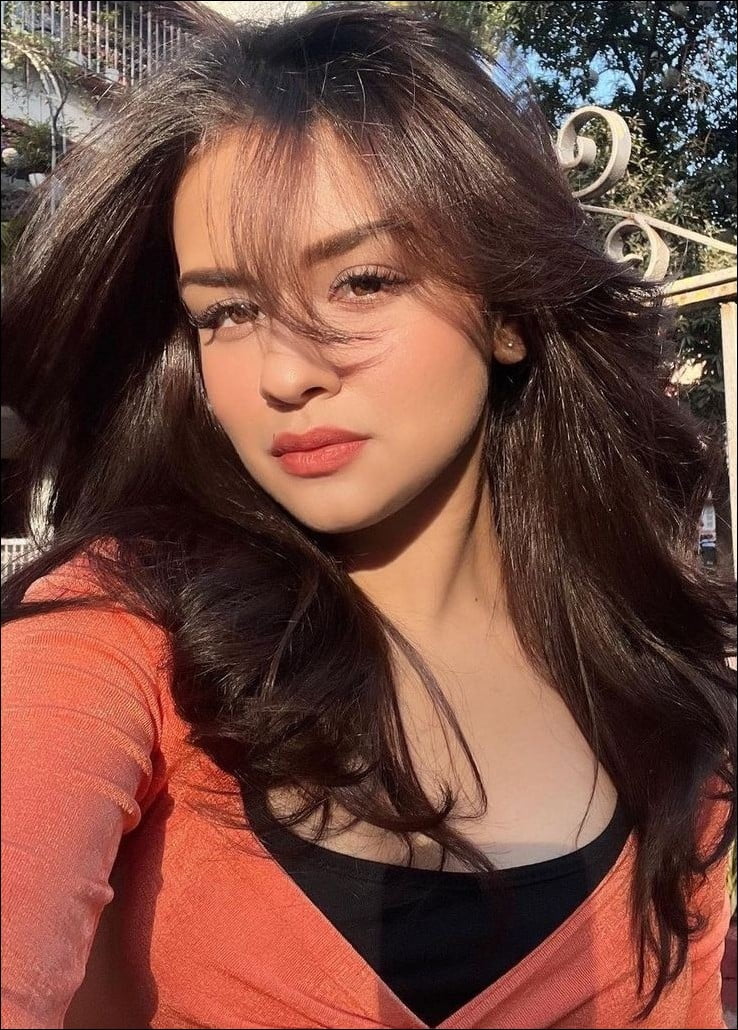 cute-girl-pic cute-girl-pic