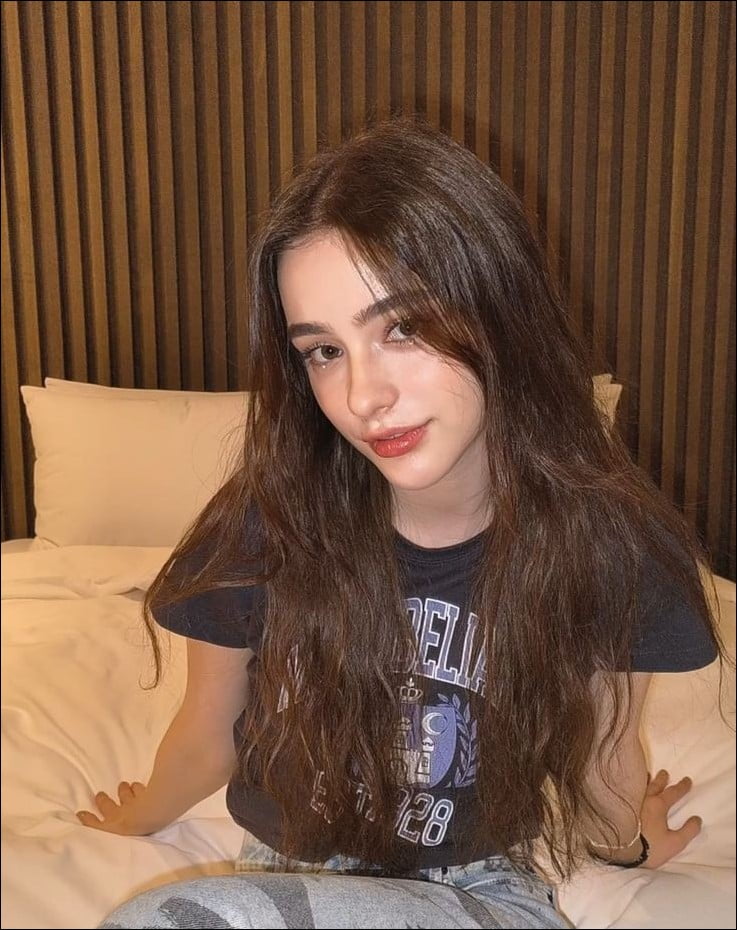 cute-girl-pic cute-girl-pic