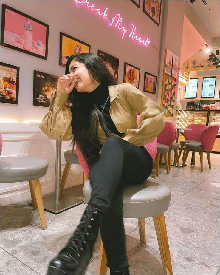 cute-girl-pic cute-girl-pic