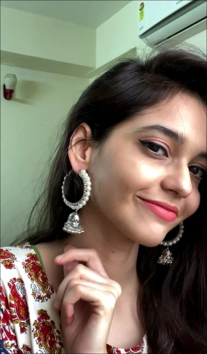 cute-girl-pic cute-girl-pic